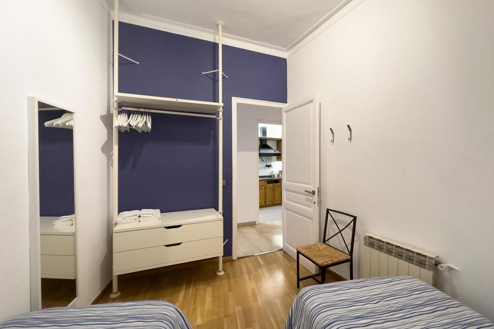 Fuer 5 Personen Ca 80 Qm In Barcelona-eixample, Costa Brava Costa Del Maresme * Barcelona